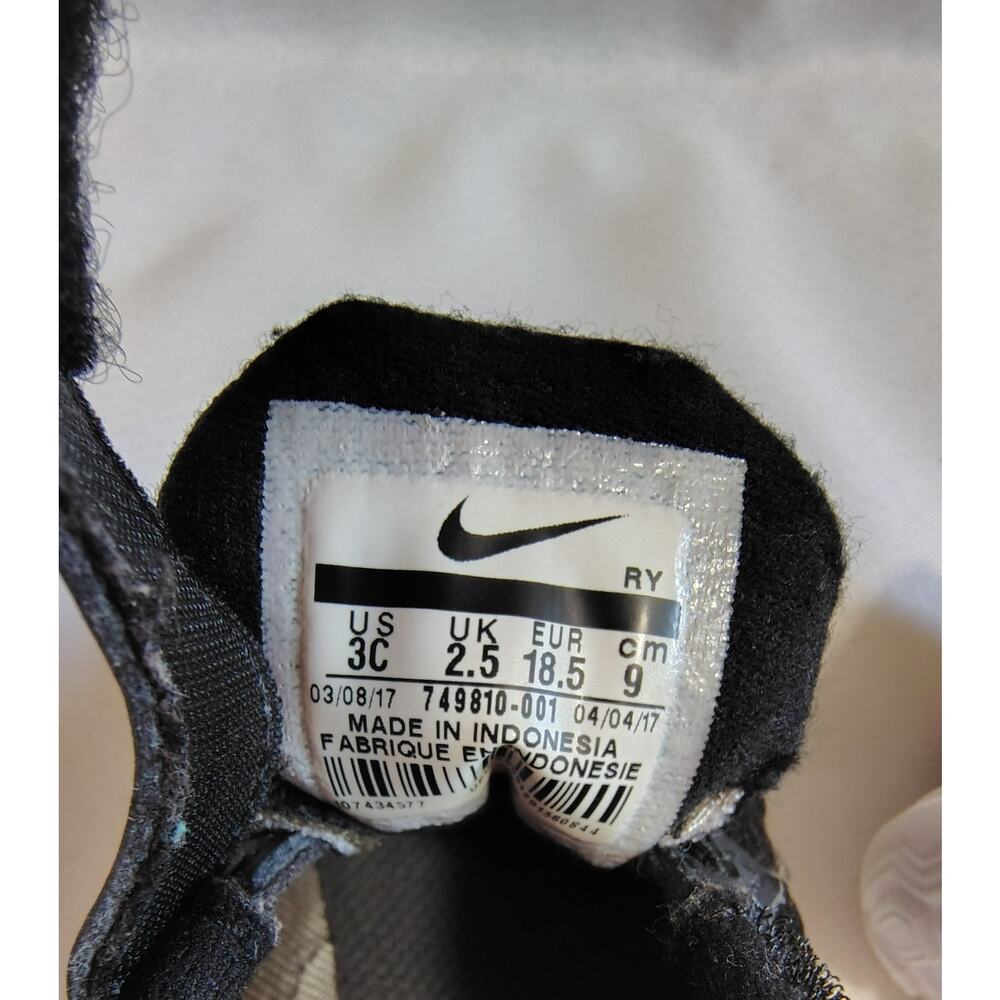 Nike Flex Experience 4 Toddler Sneakers Size 3C - Picture 4 of 4